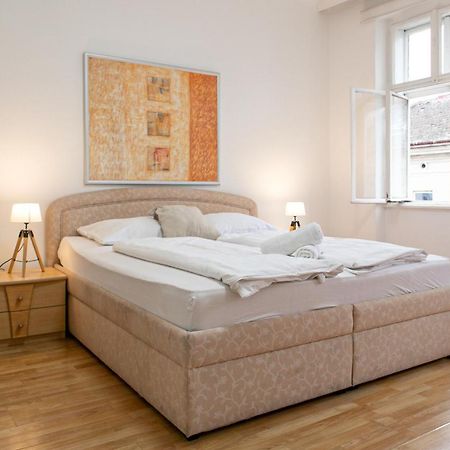 Budget City Stay - Near Wiener Stadthalle Ideal For Longstays Esterno foto