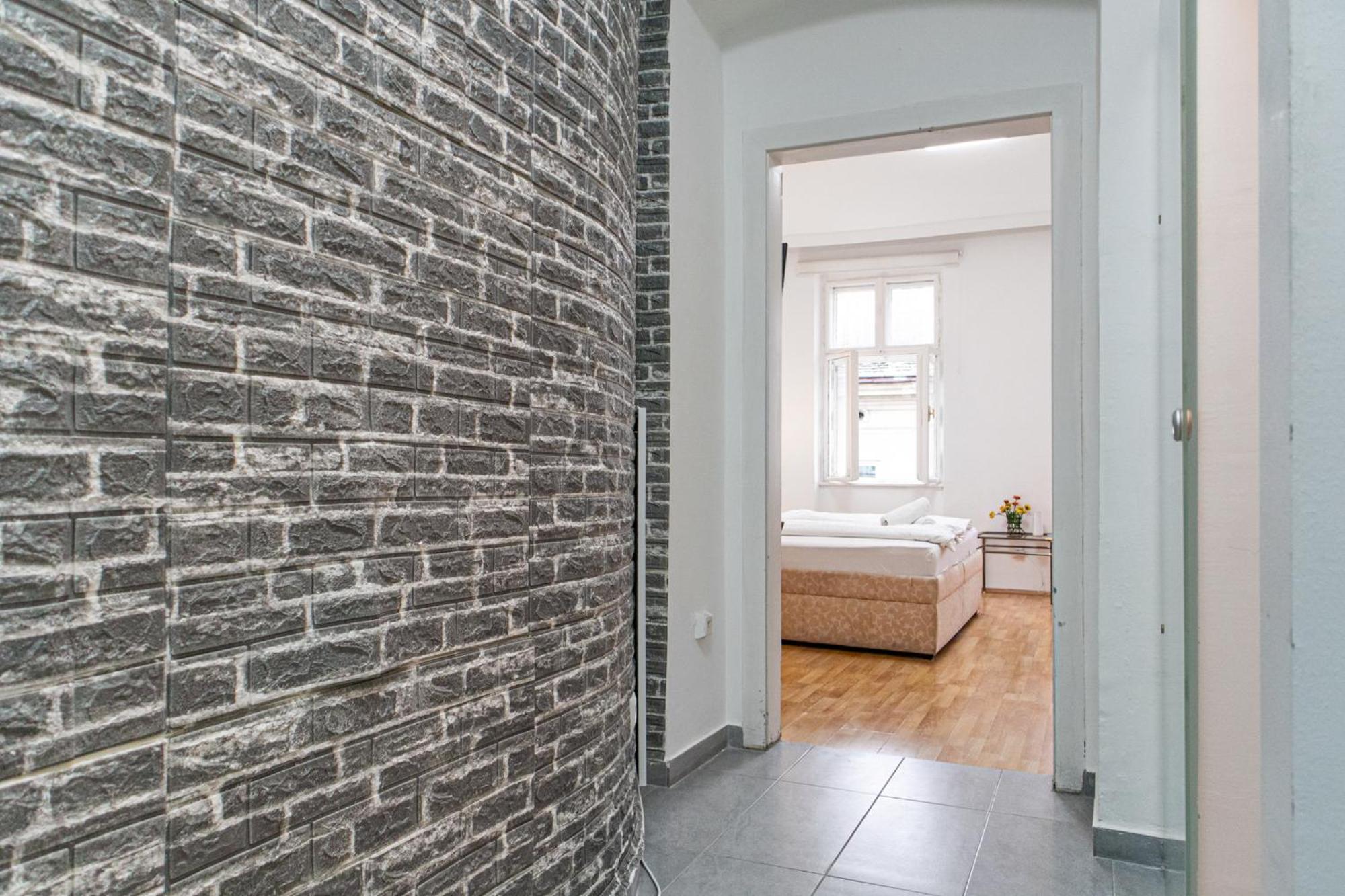 Budget City Stay - Near Wiener Stadthalle Ideal For Longstays Esterno foto